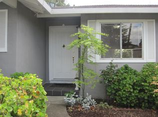 1561 Carriage Dr, Walnut Creek, CA 94598