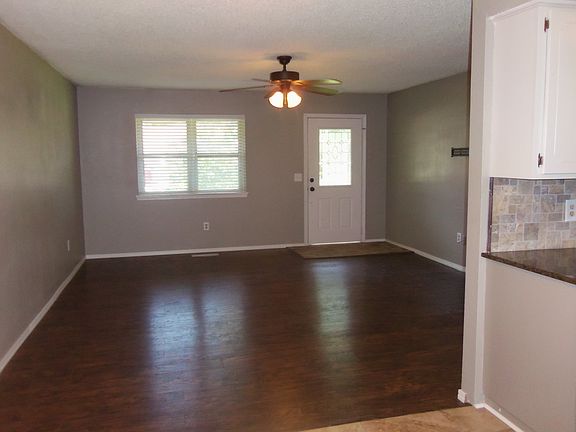 2nd image of 704 NW 15th St