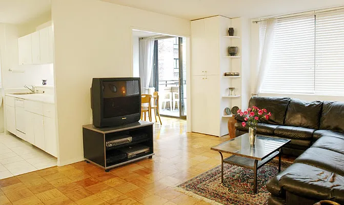 Sold by Rand Realty NY | media 18