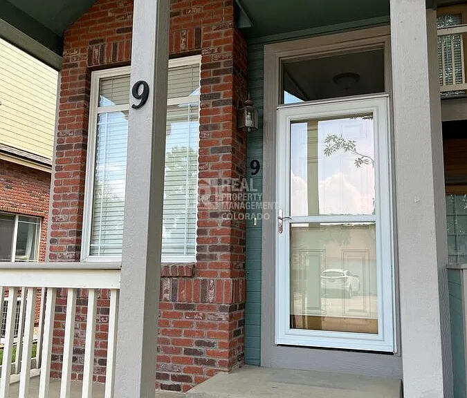 818 S Terry St #B9 — Photo 2