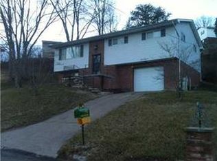 1226 Lyndale Dr, Charleston, WV