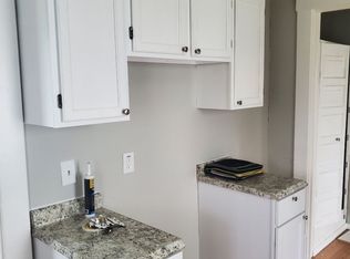 625 Dewey Ave, Elyria, OH 44035