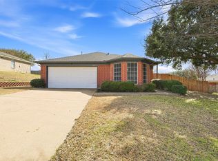 637 Cedar Ridge Ln, Burleson, TX 76028