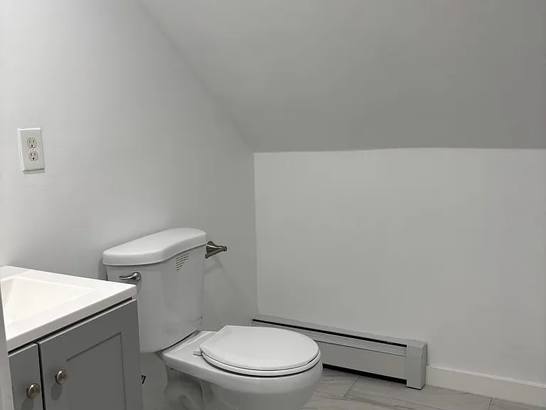 22 Armington St #2 — Photo 10