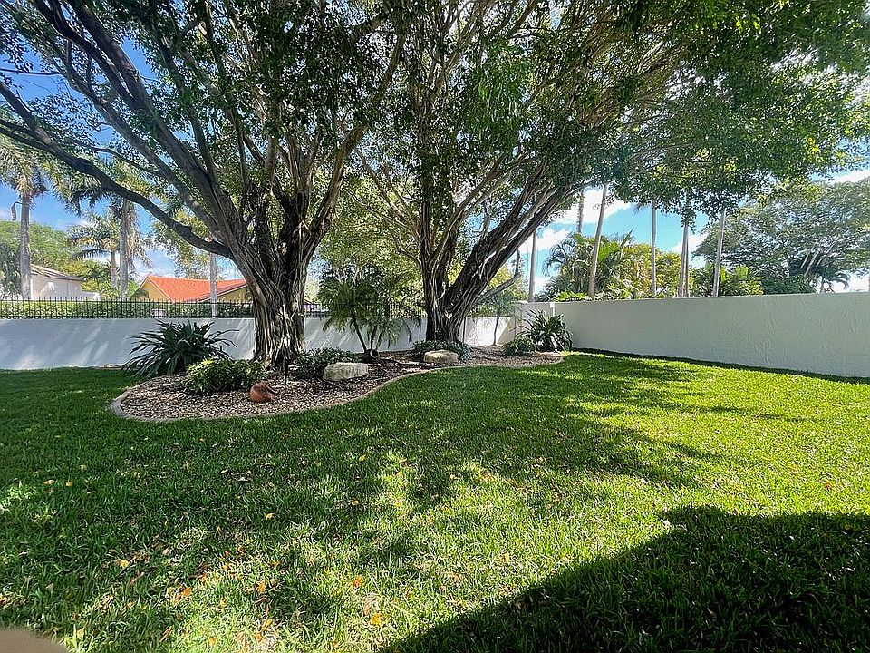 2nd image of 10791 Bexley Blvd