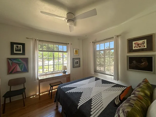 437 Hermosa Dr NE — Photo 9