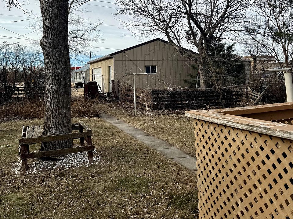 2nd image of 307 S Carpenter St