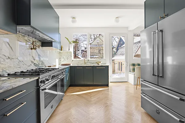 Sold by Corcoran | media 37