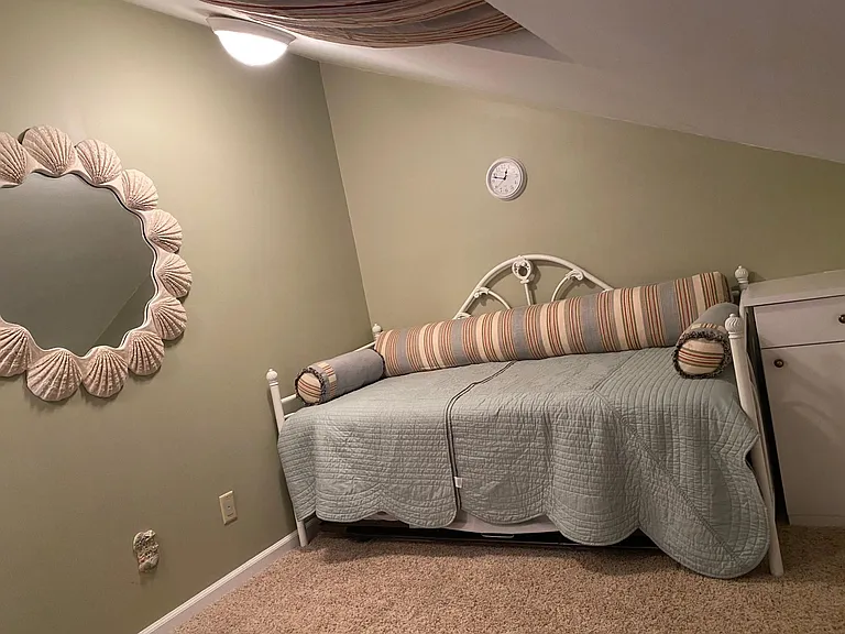 Townhouse Mnr — Photo 8