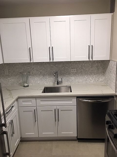 1st image of 160 E 88th St APT 3E