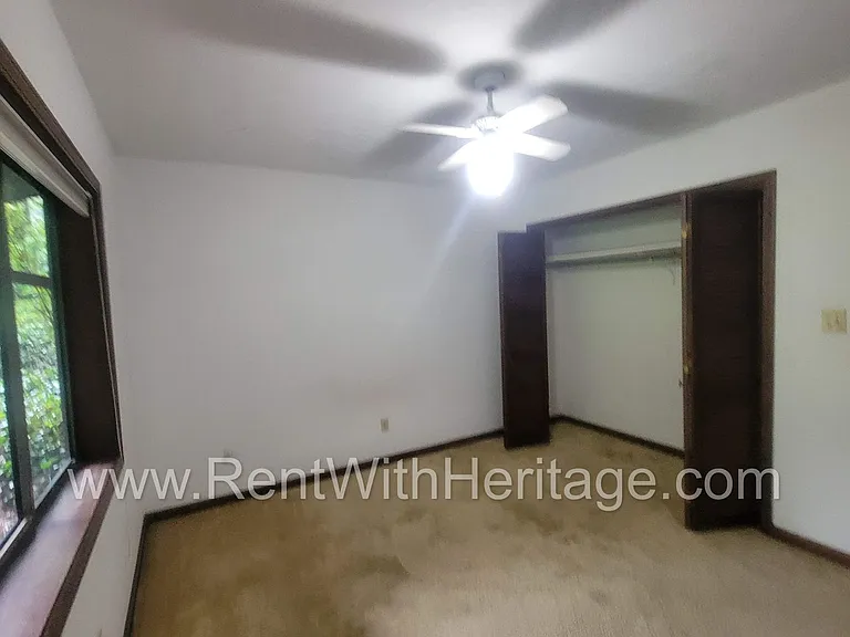 1050 Flamingo Dr — Photo 49