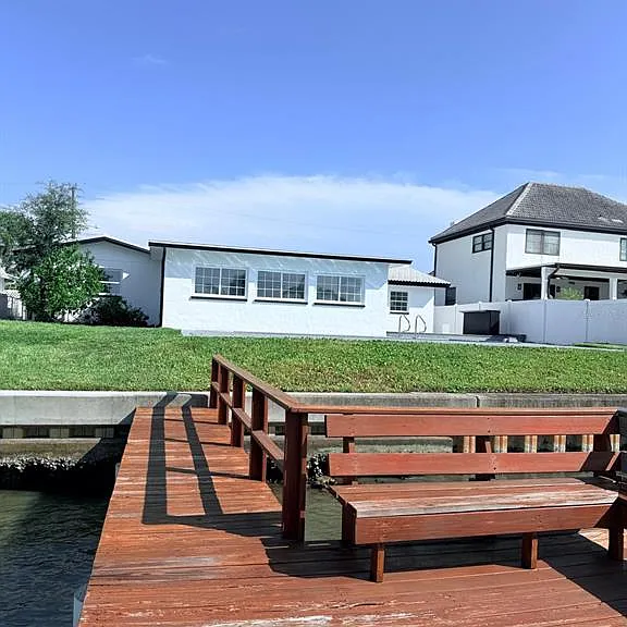 720 Capri Blvd — Photo 34