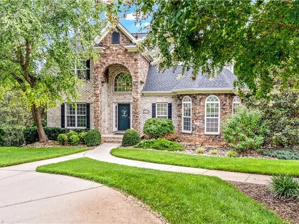 2549 Innisfail Ln, Clemmons, NC 27012