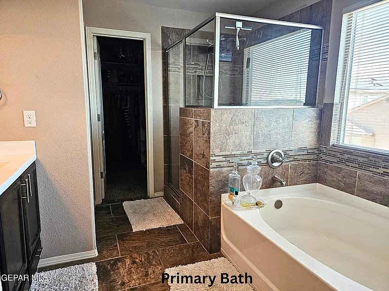 14446 Jasmin Maribel Dr — Photo 23
