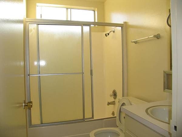 1st image of 3458 Preble Ave