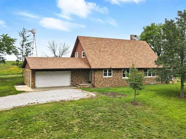 1470 520th St SW, Kalona, IA 52247