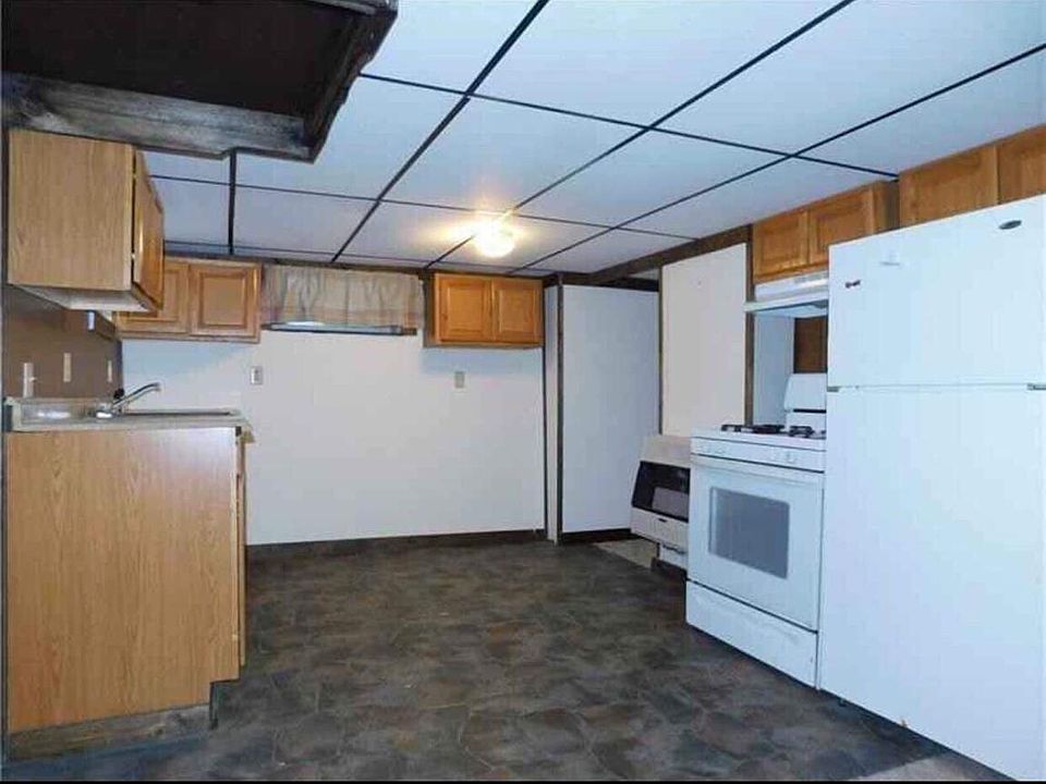 1st image of 104 S 2nd St #101