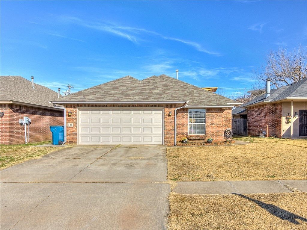 305 W 7th St, Edmond, OK 73003 | Zillow