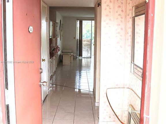 2nd image of 1780 191st St APT 502-2