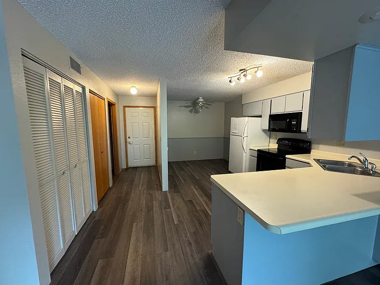 309 Woodside Dr — Photo 7