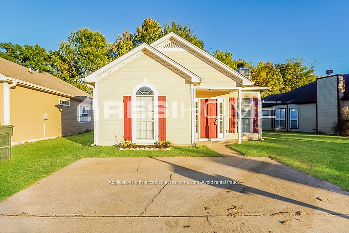 505 Walker Rd — Photo 1
