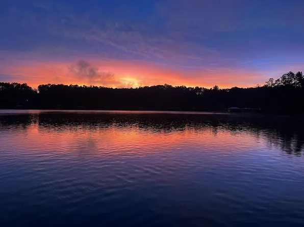 115 Keowee Overlook Rd, West Union, SC 29696