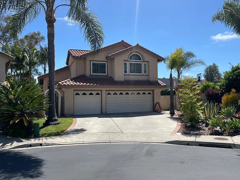 1994 Casablanca Ct — Photo 1