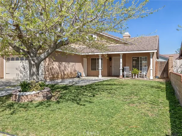 2416 Oakgrove St, Rosamond, CA 93560
