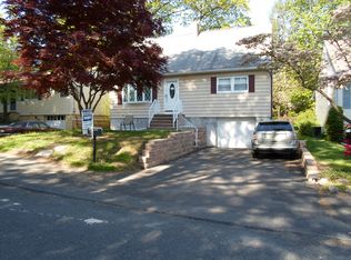 19 Claremont Ter, Wayne, NJ 07470