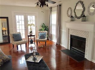 7806 Lobilia Ln, Charlotte, NC 28214