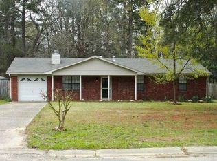 2612 Carywood Dr, Bryant, AR 72022