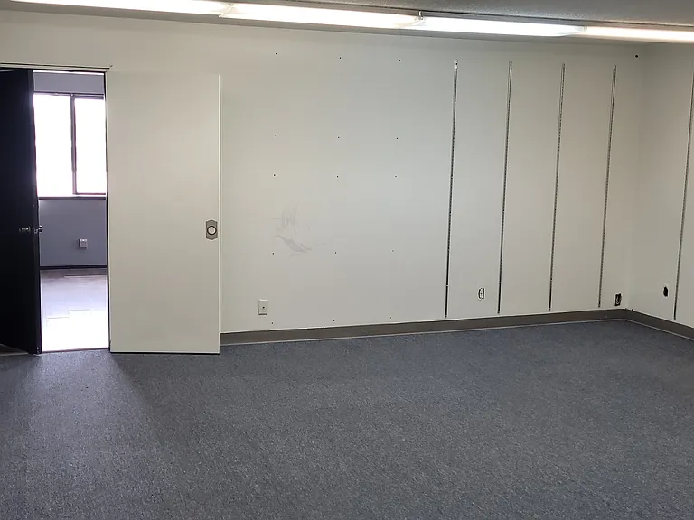 2070 Lancaster Dr NE #2 — Photo 5