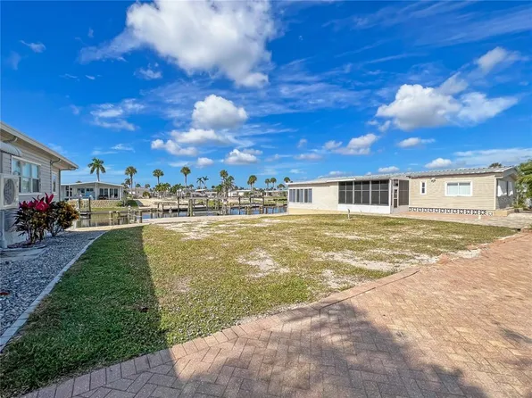 17860 Bryan Ct #384, Fort Myers Beach, FL 33931