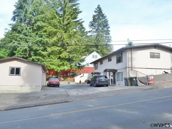 1300 Grape St, Sweet Home, OR 97386