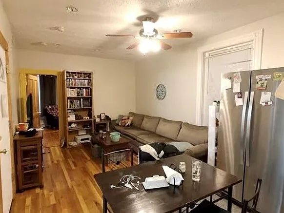21 Highland Park Ave #1B