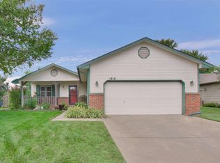 1813 N Parkdale St, Wichita, KS 67212
