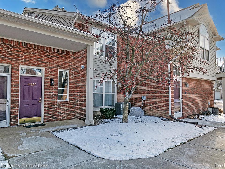 1st image of 16427 Claremont Dr S