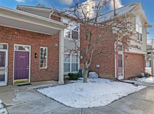 16427 Claremont Dr S, Clinton Township, MI