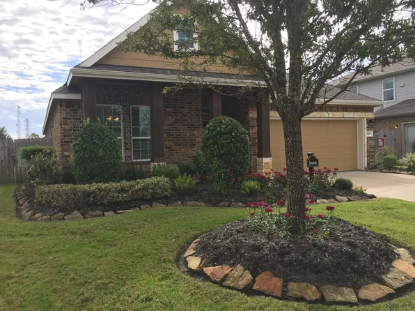 1482 Allison St, Alvin, TX 77511