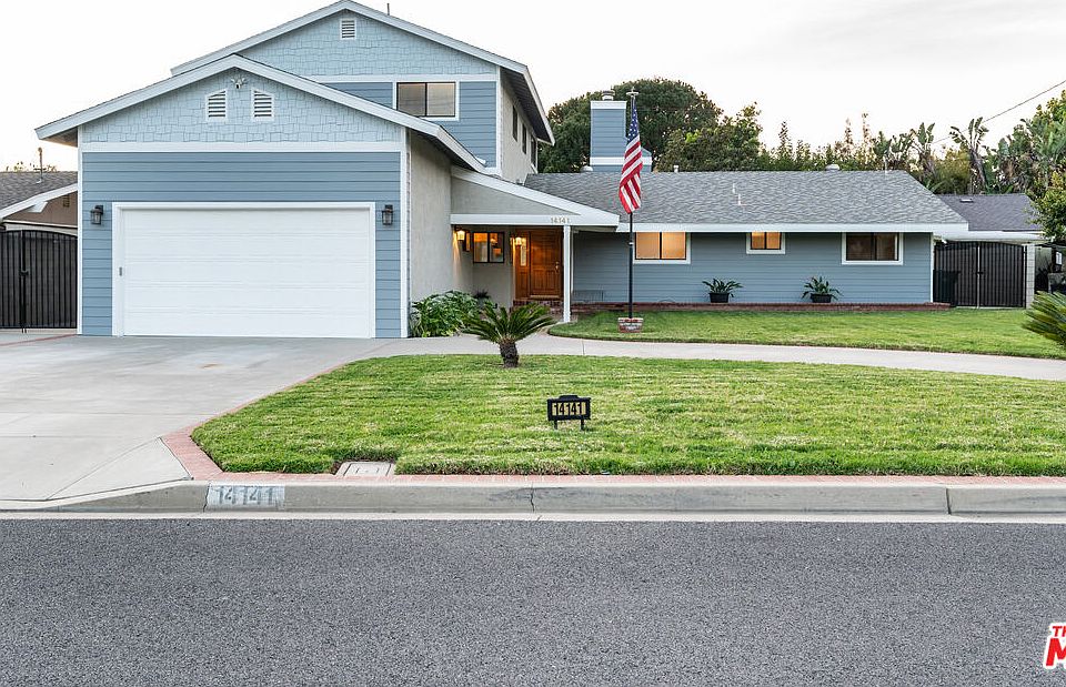 1st image of 14141 Clarissa Ln