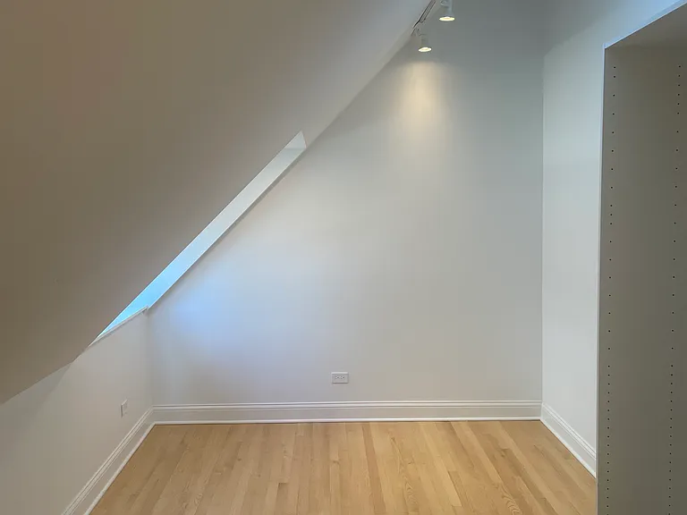 1221 W Carmen Ave #2 — Photo 12
