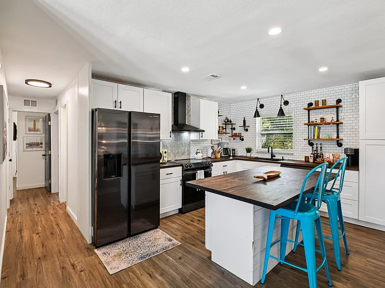 1795 Dogwood Dr — Photo 16