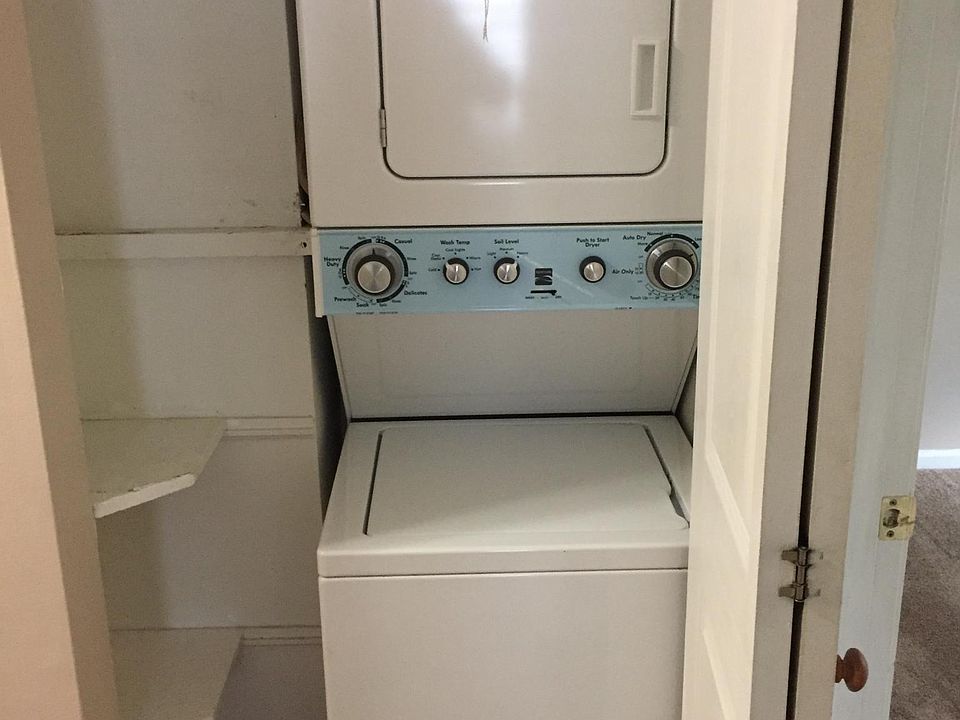 1st image of 1048 Newport Hbr