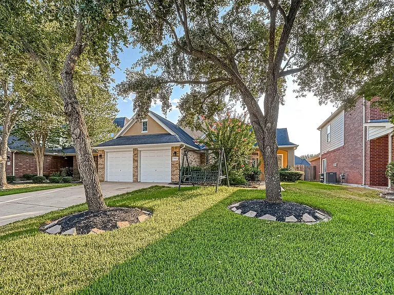 21923 Shady Heath Ln — Photo 3