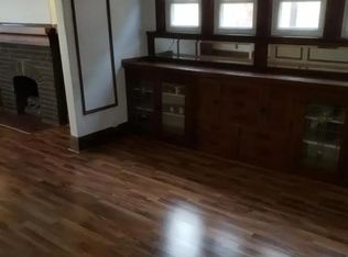 3165 N 38th St, Milwaukee, WI 53216