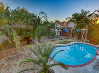 1163 Navarre Dr, Hemet, CA 92543