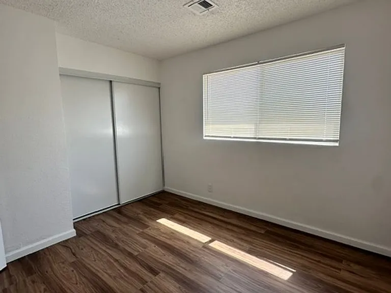 3411 Center Dr — Photo 32