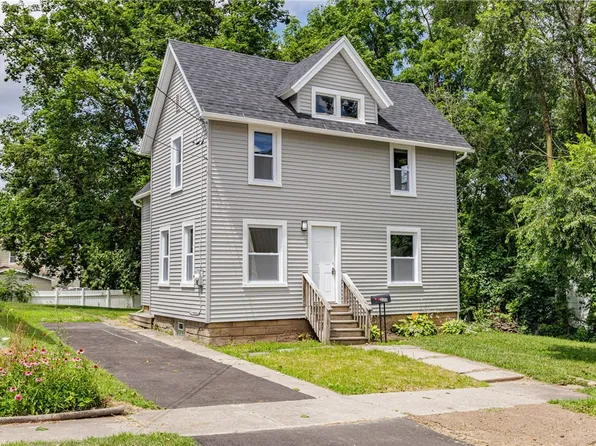 220 Norton St, Newark, NY 14513