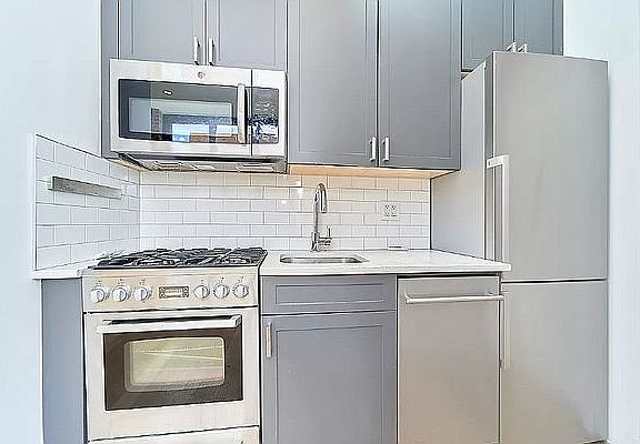 3rd image of 42 Market St #5B