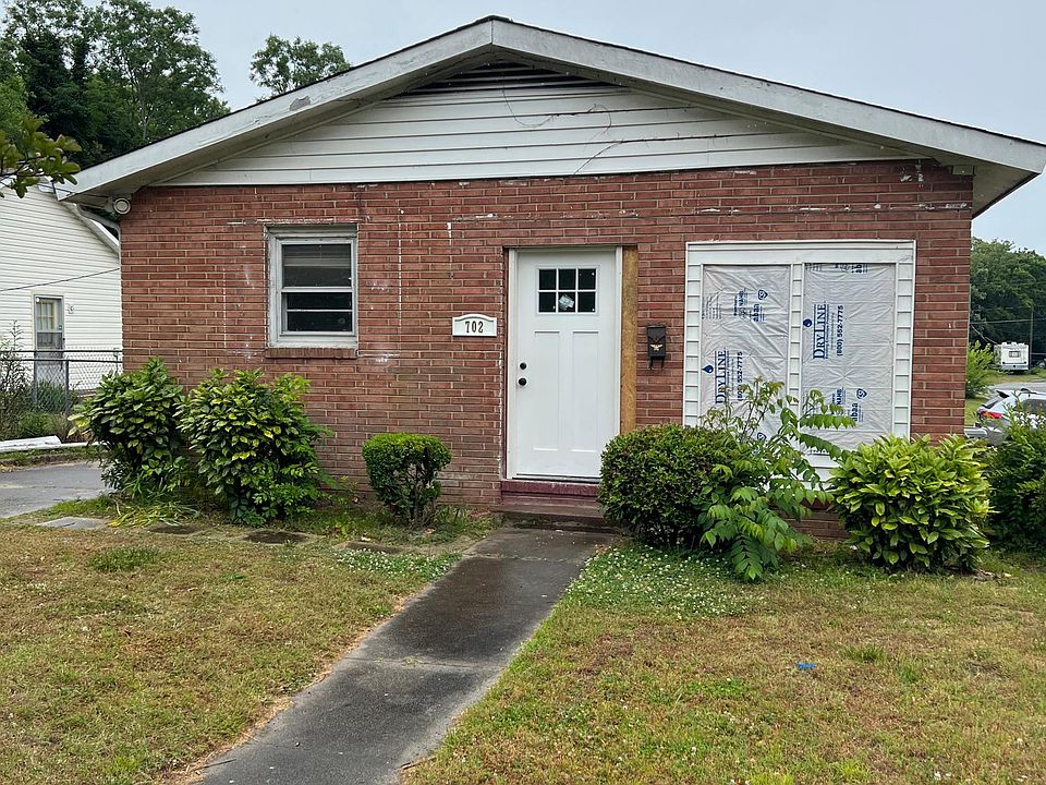 2nd image of 702 Tuscaloosa St